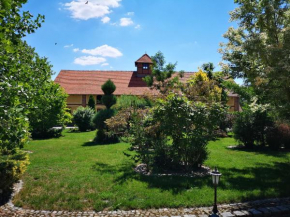 Agroturystyka Lesieniec - Magdalena i Maciej Mochoń